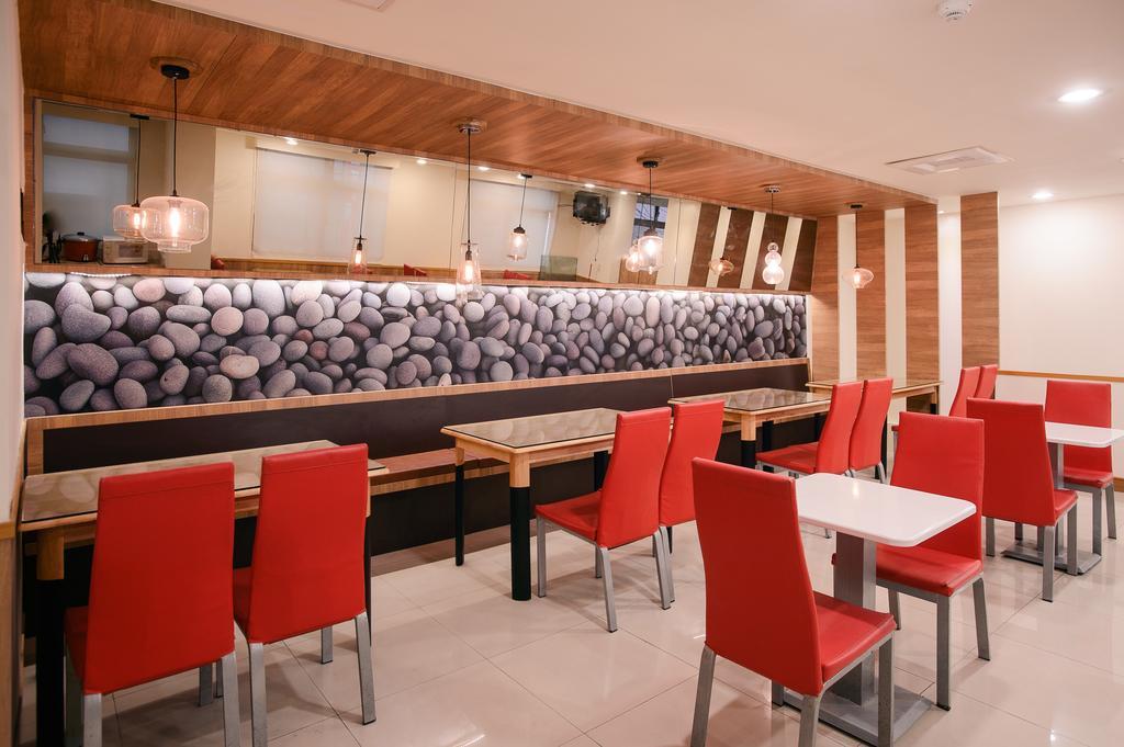 Kiwi-Taichung Station Branch 1 Hotel Exterior foto